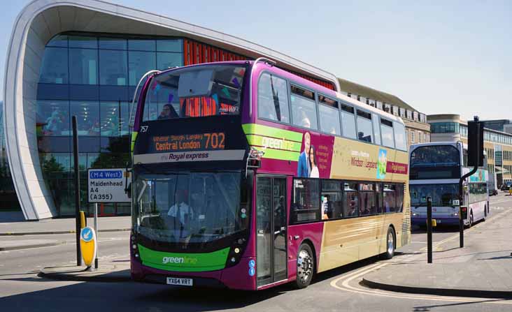 Reading Buses Alexander Dennis Enviro400MMC 757 Regal Express & First Dennis Trident East Lancs 32763 C476